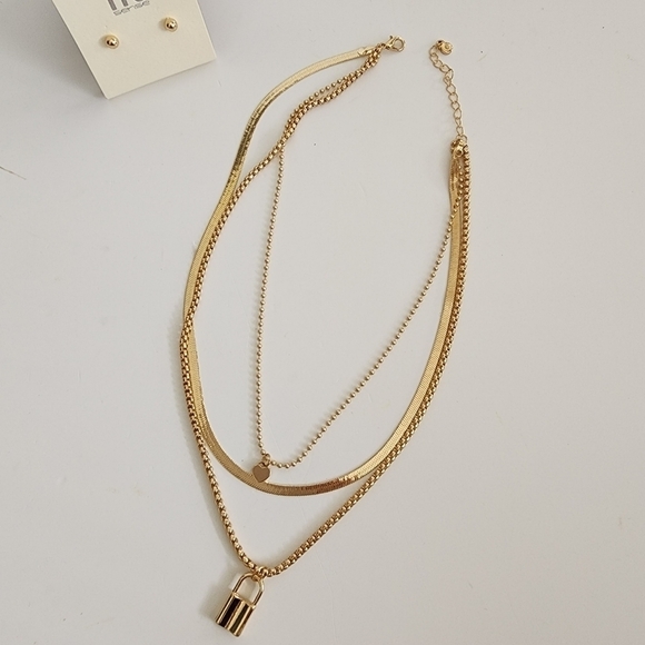 NEW Heart Lock Pendant Metal Ball Triple Layered Necklace - Picture 3 of 10